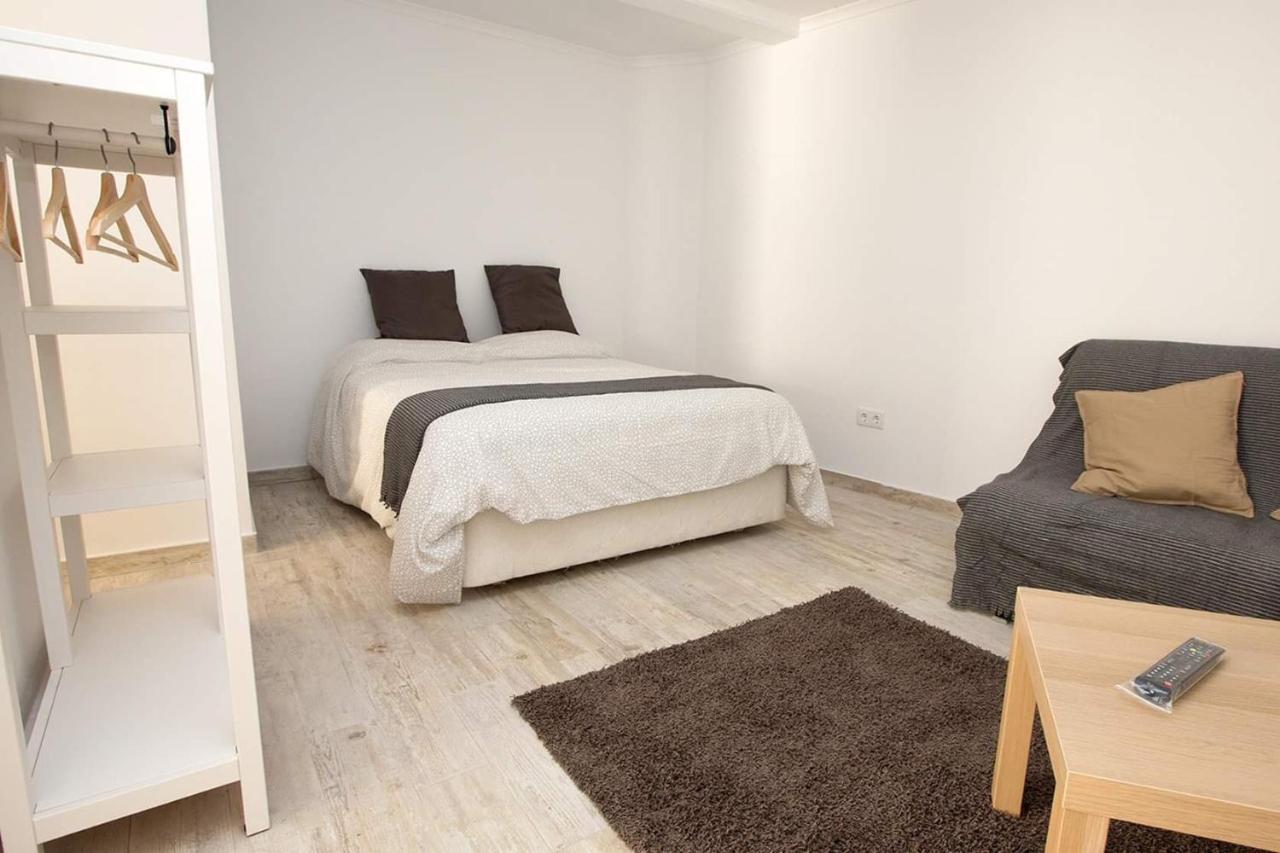 Es7Udio Apartment Пениш Екстериор снимка